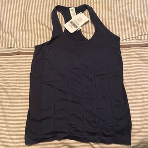 Workout tank top